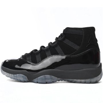 (image for) Jordan 11 Retro Cap and Gown
