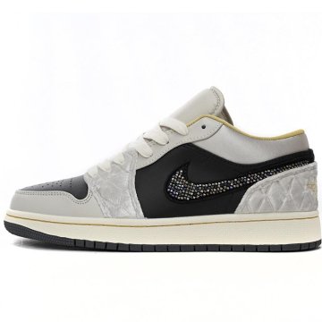 (image for) Air Jordan 1 Low SE Beaded Swoosh